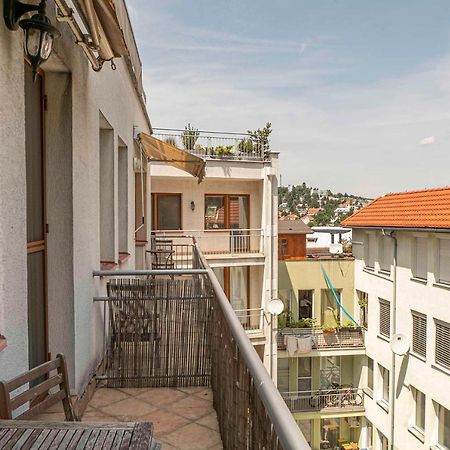 Castle View Apartment With Free Parking Bratislava Bagian luar foto